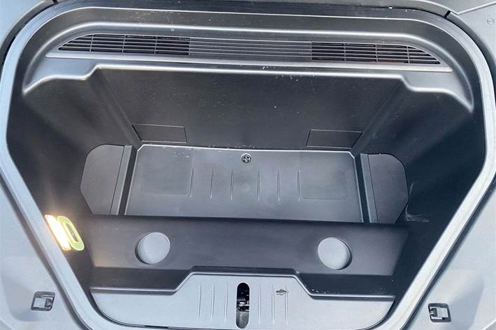 Rød Ford Mustang Mach-E fra 2022