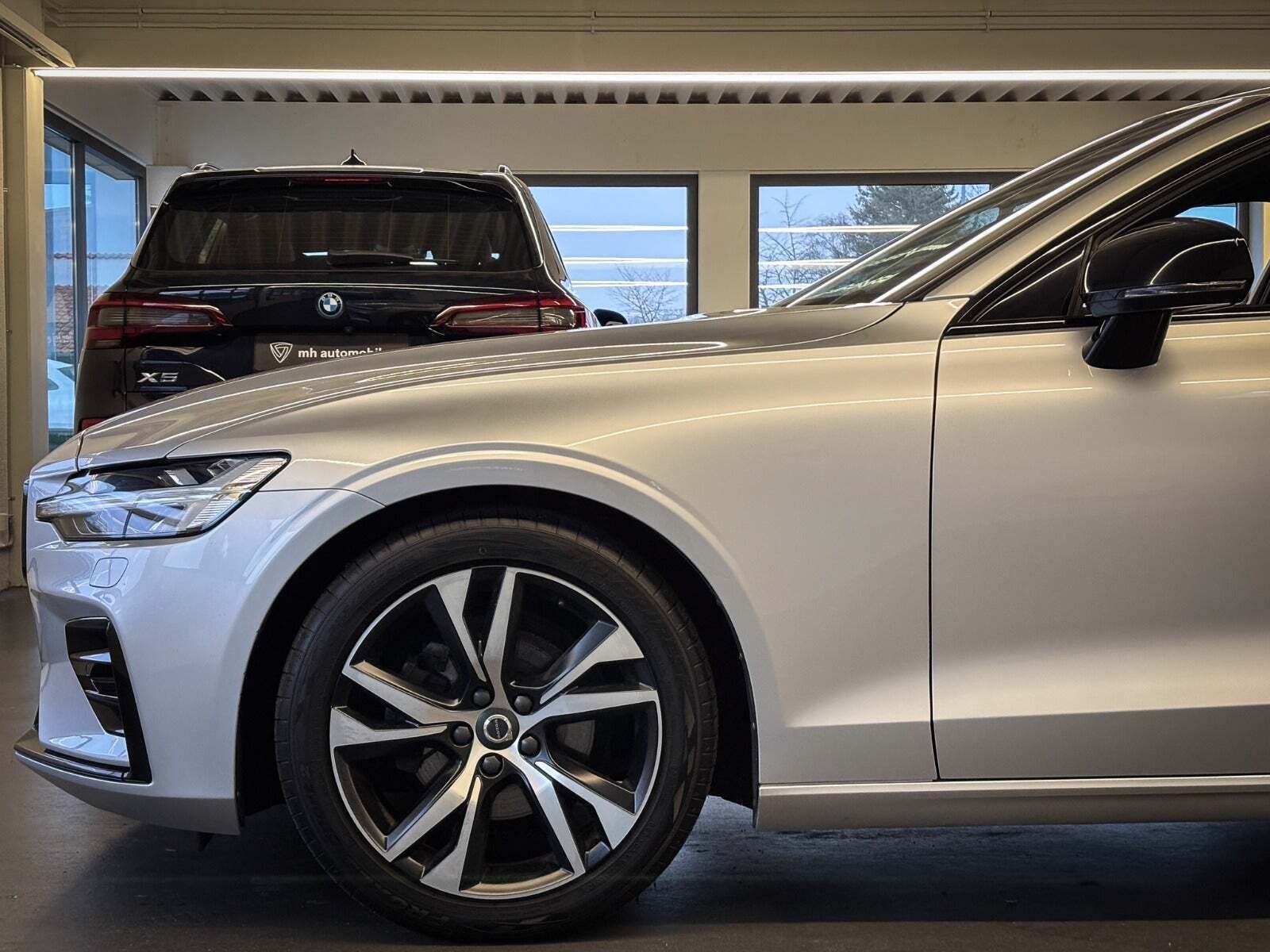 Volvo V60 2,0 B4 197 R-Design aut.