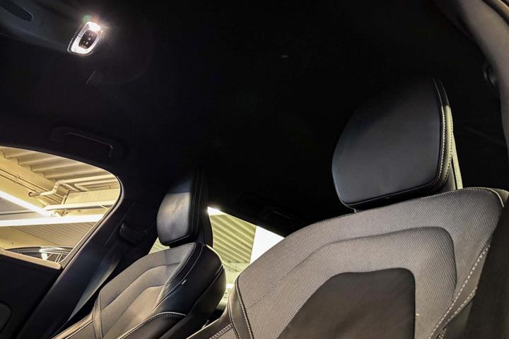 Sølv Volvo V60 fra 2021