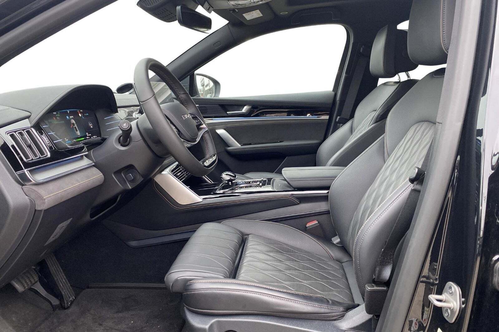 BYD Tang 109 Flagship AWD 7prs