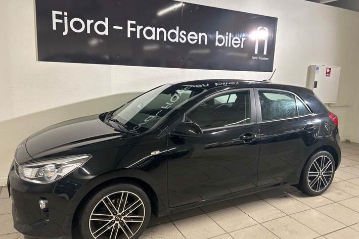 Sort Kia Rio fra 2017