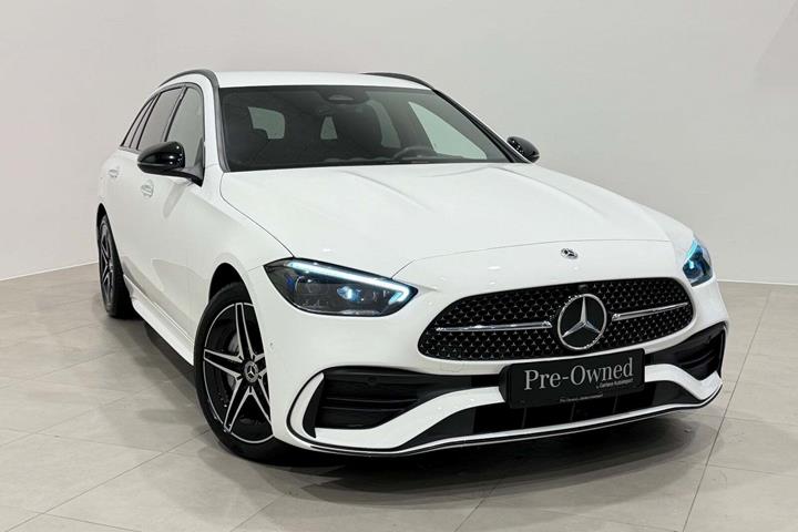 Hvid Mercedes C300 e fra 2023
