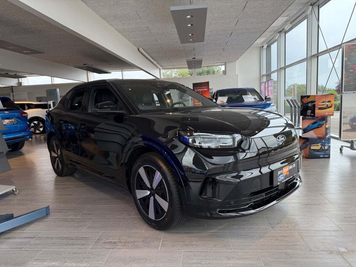 Ford Capri 82 Select Extended Range