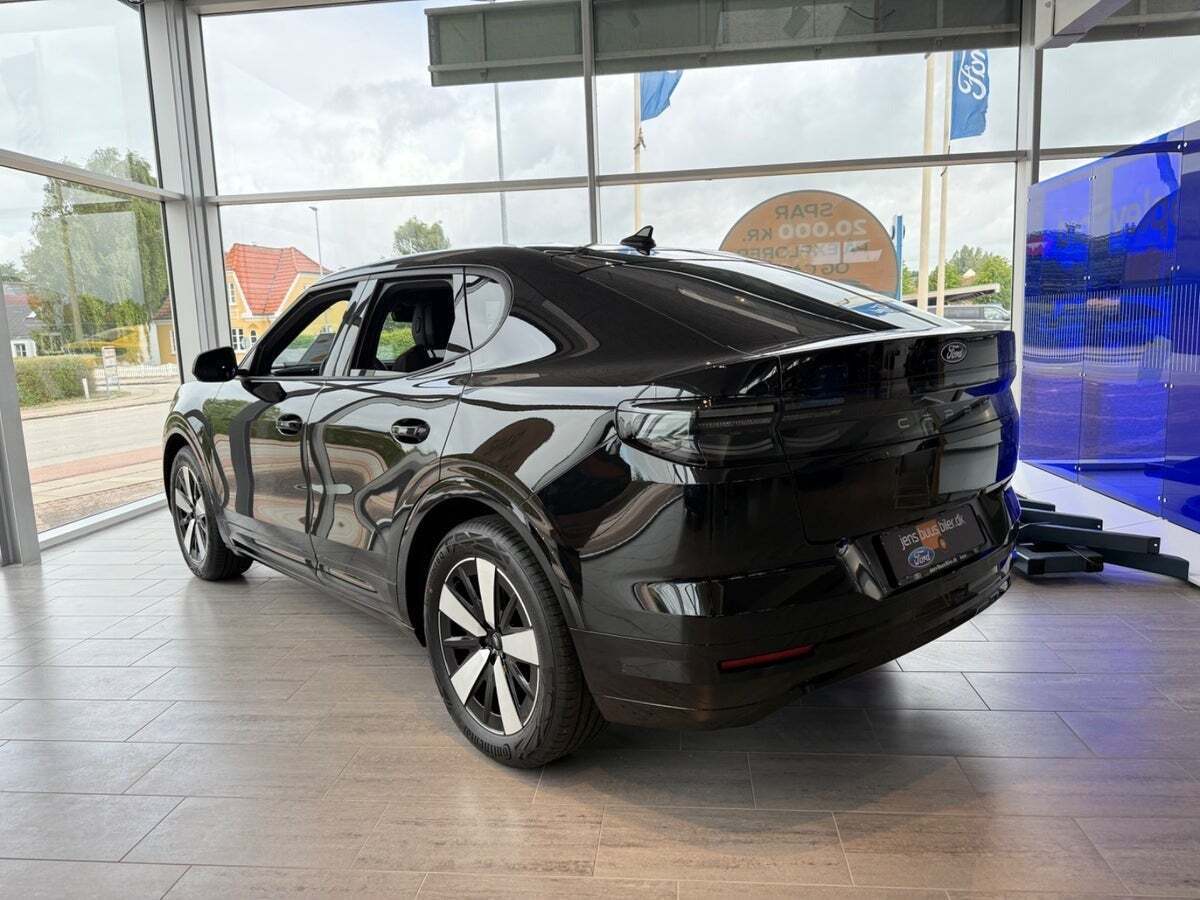 Ford Capri 82 Select Extended Range