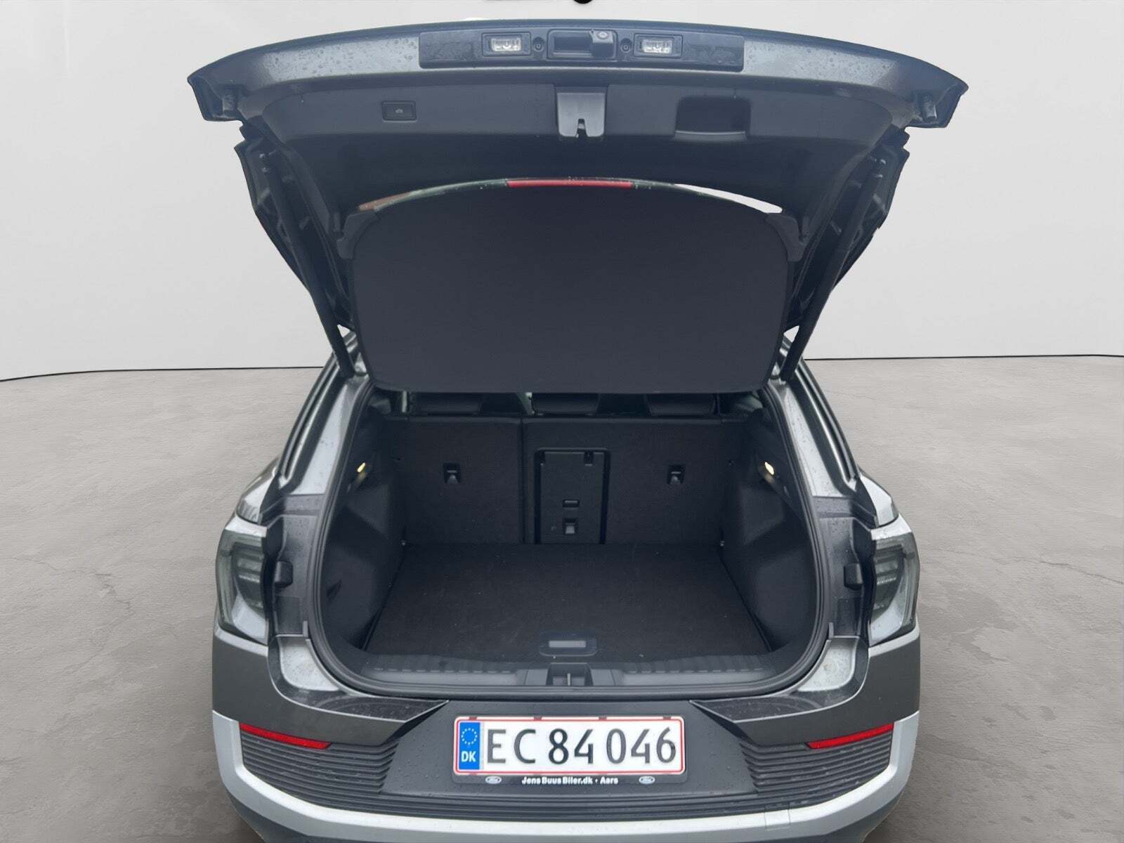 Grå Ford Explorer fra 2024