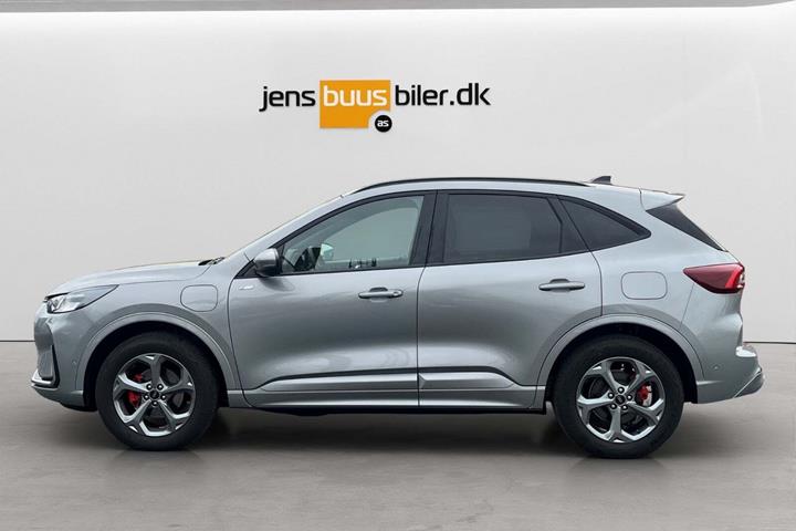 Grå Ford Kuga fra 2024