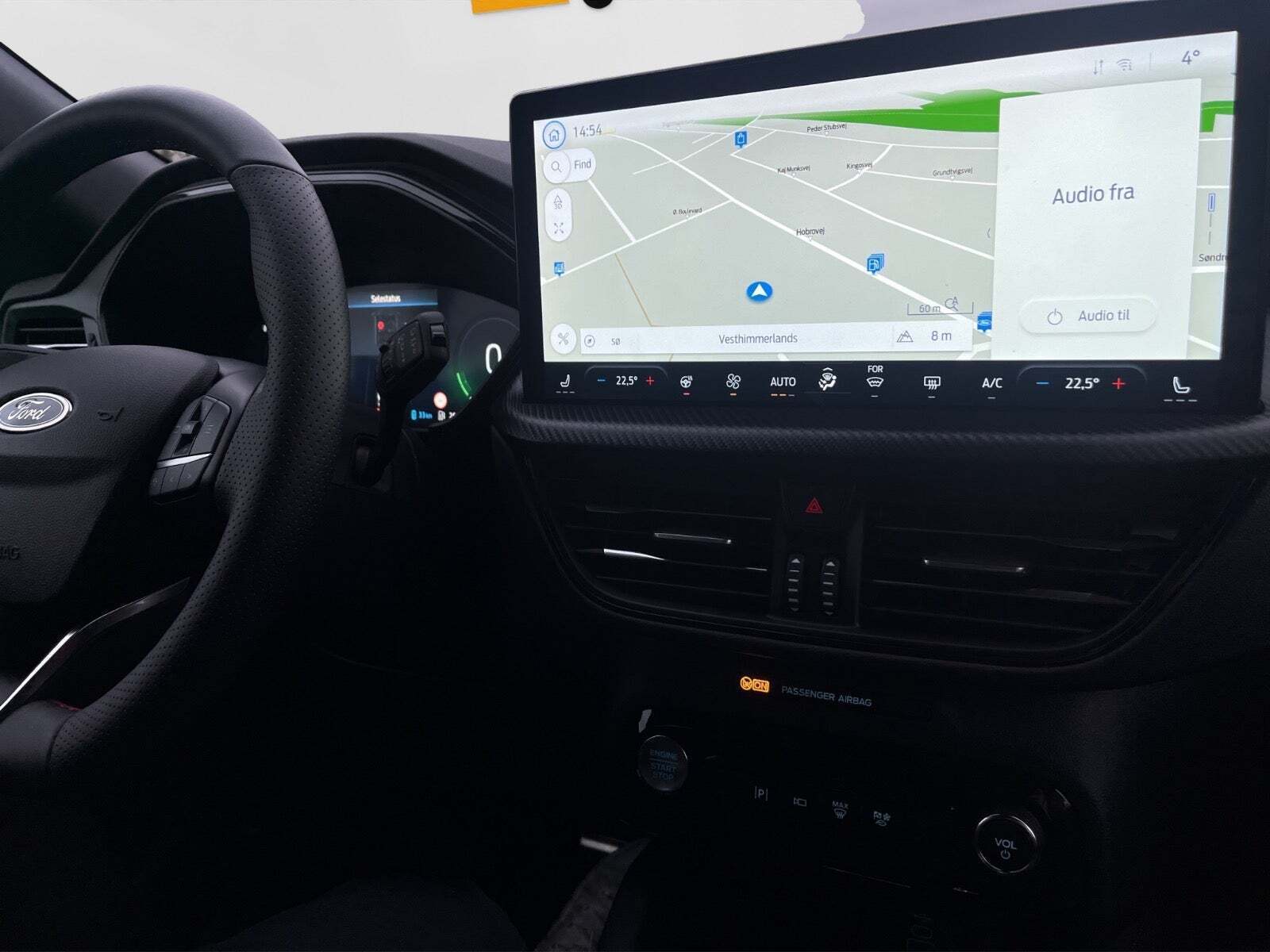 Grå Ford Kuga fra 2024