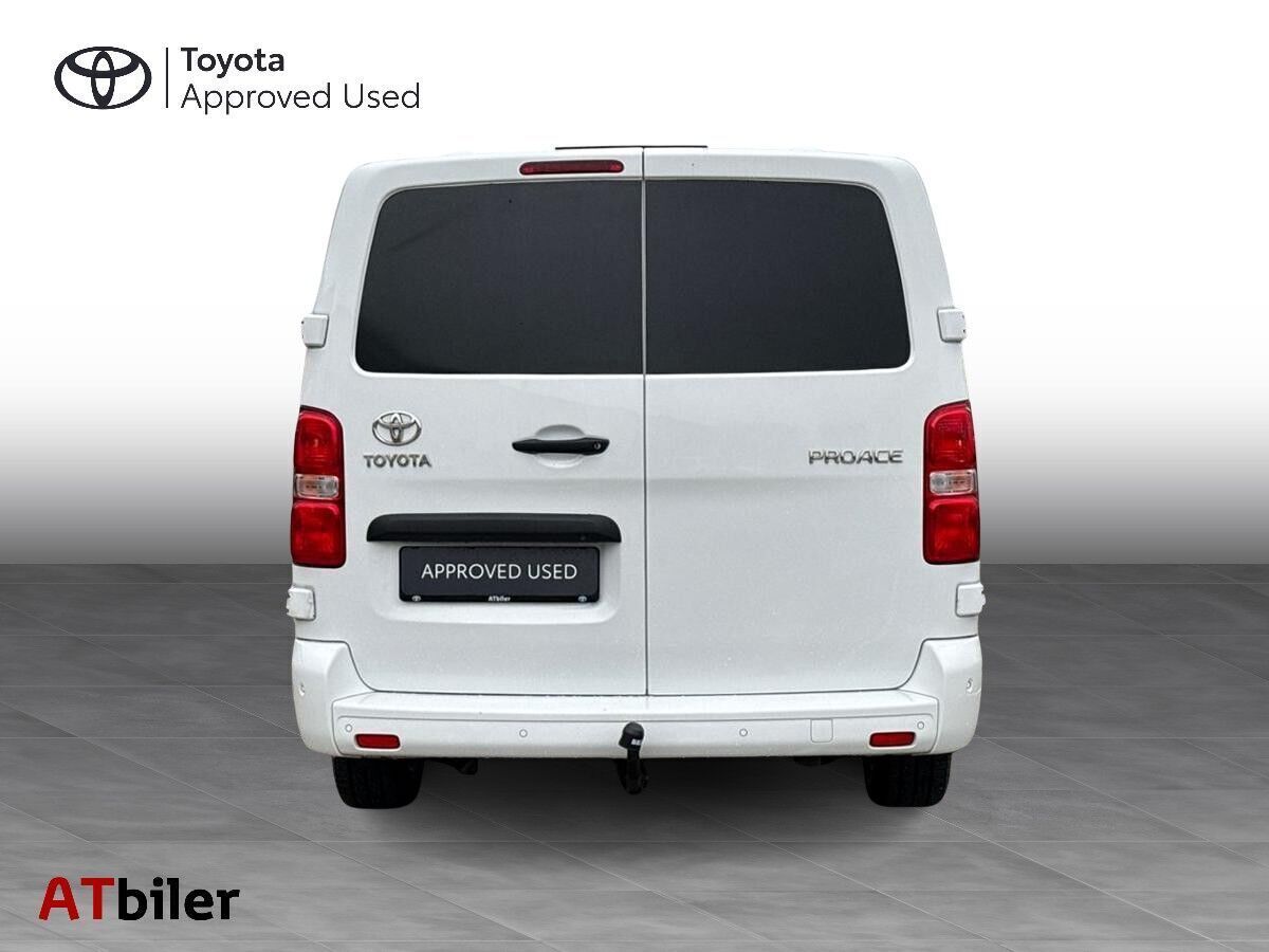 Toyota ProAce 2,0 Long D Comfort Masterpakke 180HK Van 6g Aut.