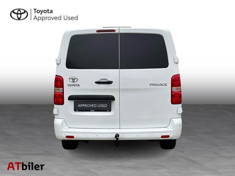 Toyota ProAce 2,0 Long D Comfort Masterpakke 180HK Van 6g Aut.