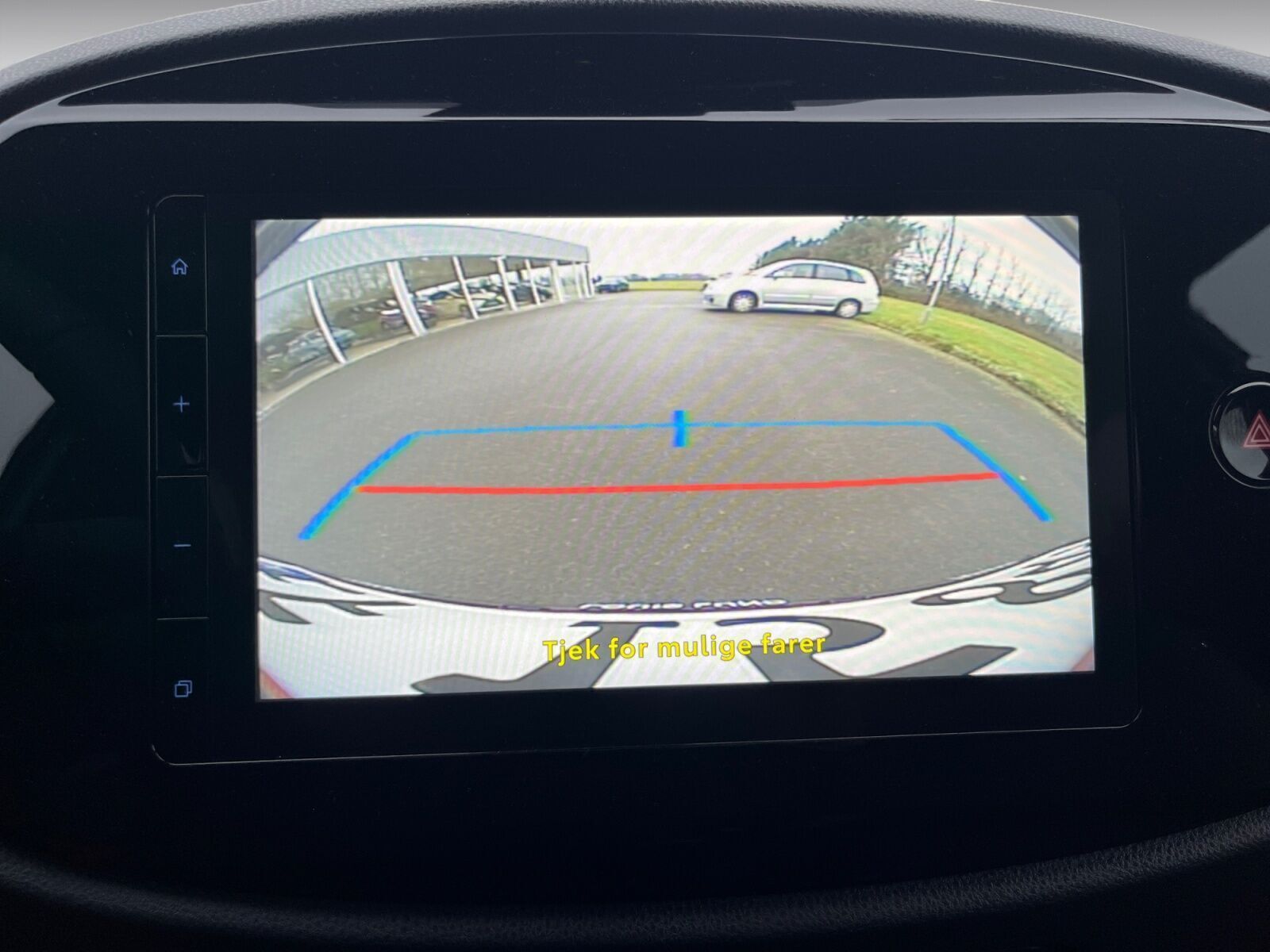 Grå Toyota Aygo X fra 2024