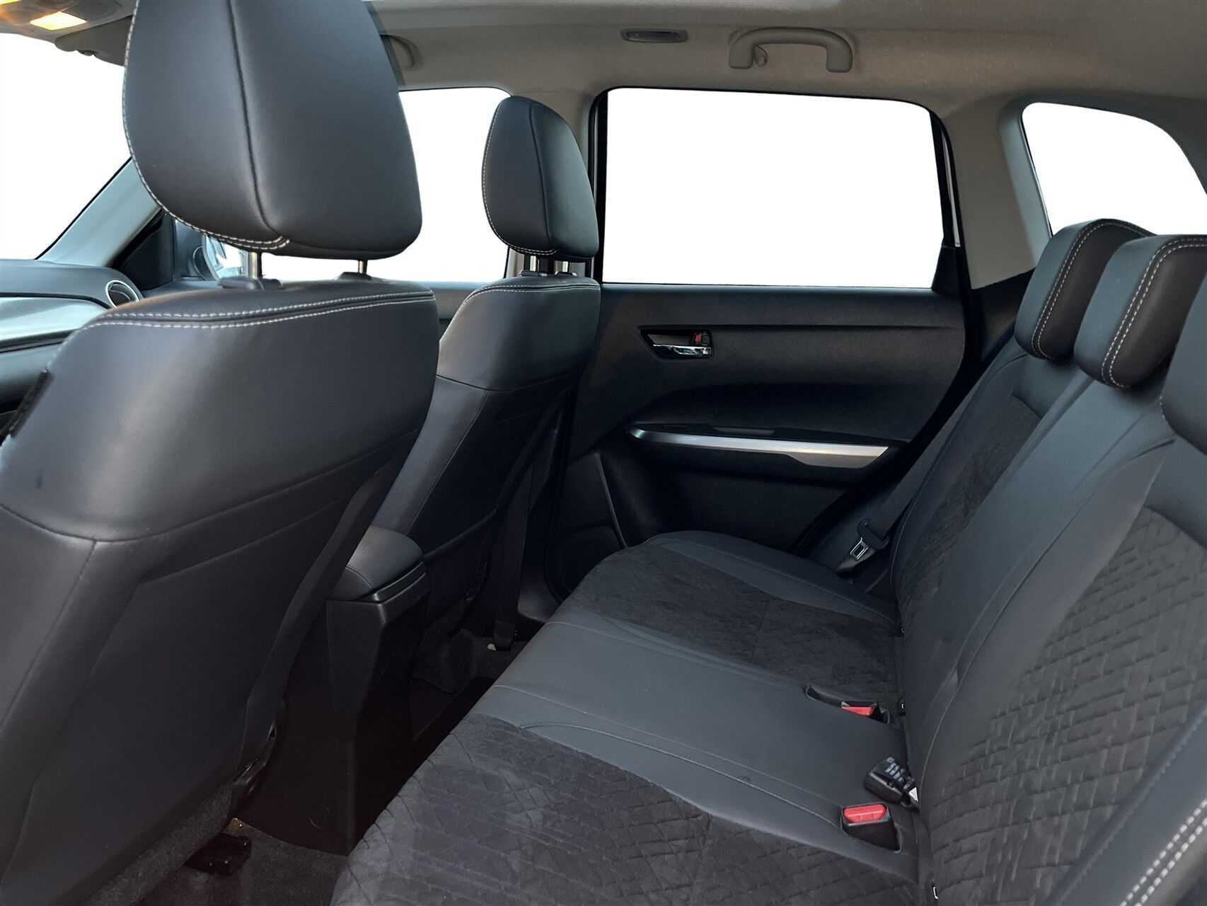 Suzuki Vitara 1,4 Boosterjet  Mild hybrid Adventure 129HK 5d 6g