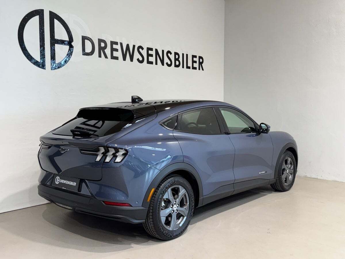 Ford Mustang Mach-E 98 Extended Range