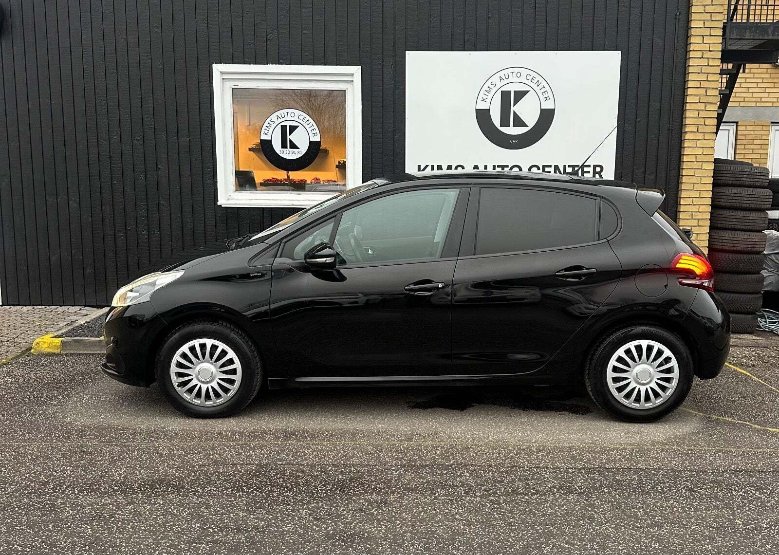 Peugeot 208 1,2 PureTech 110 Signature Sky