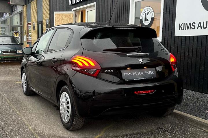 undefined Peugeot 208 fra 2019