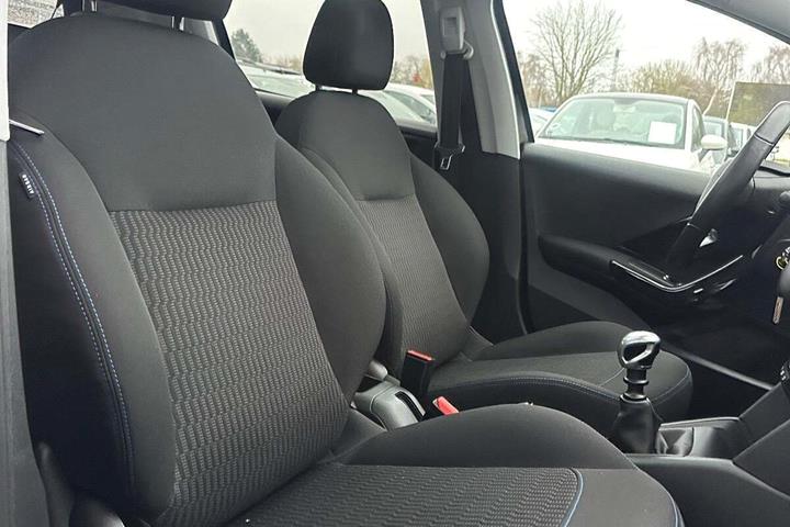 undefined Peugeot 208 fra 2019