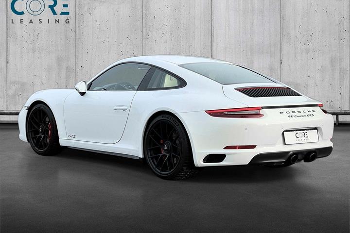 Hvid Porsche 911 Carrera GTS fra 2018