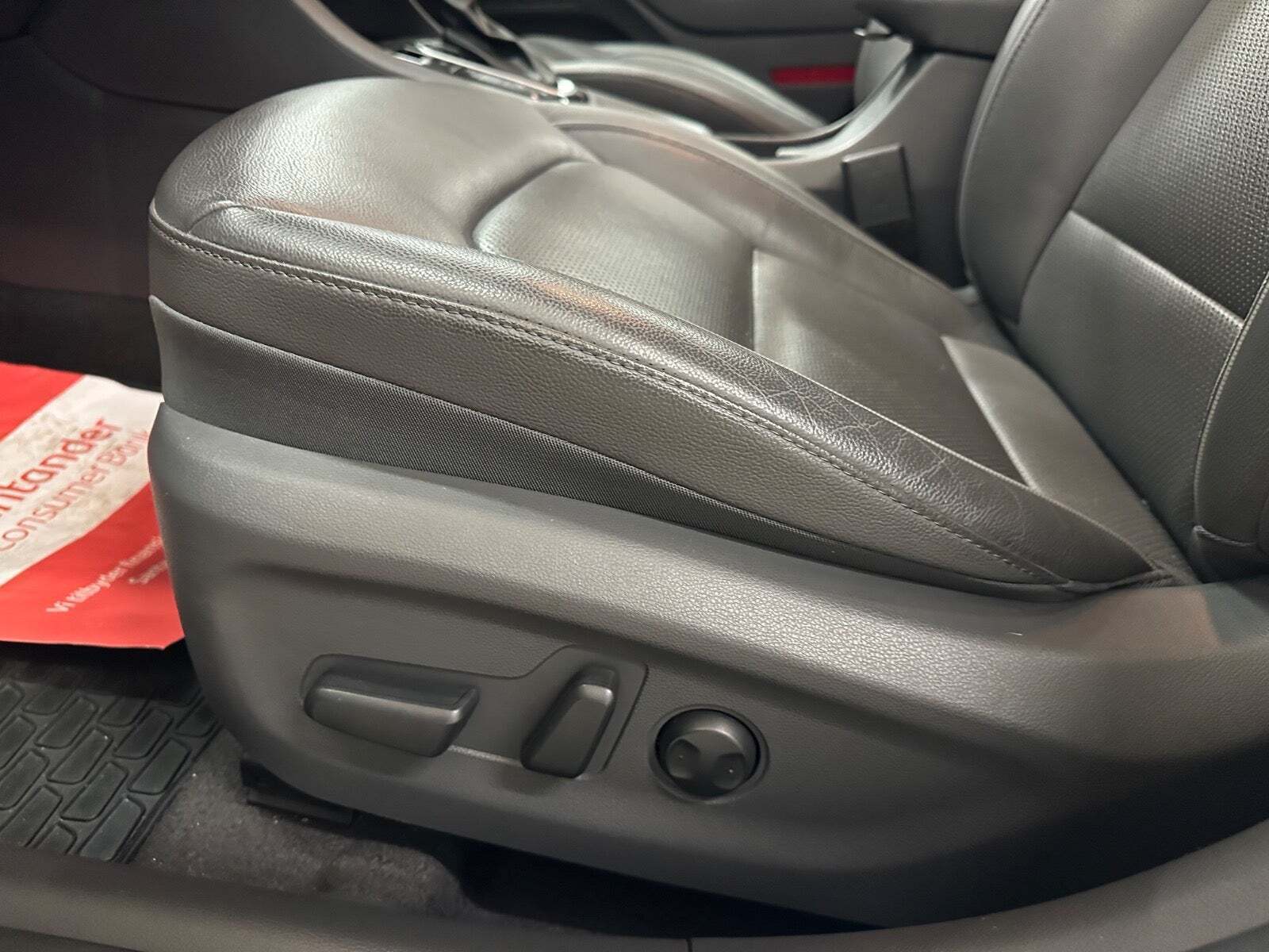 Hvid Hyundai Ioniq fra 2020