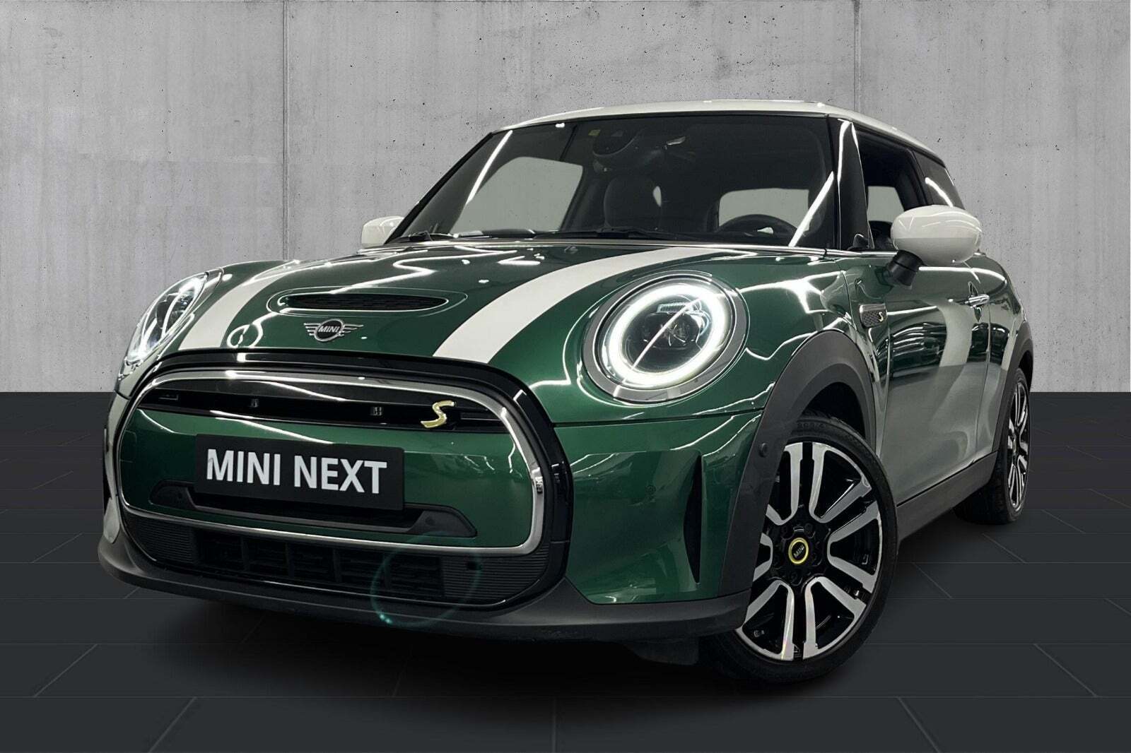Mini Cooper SE Younique Trim