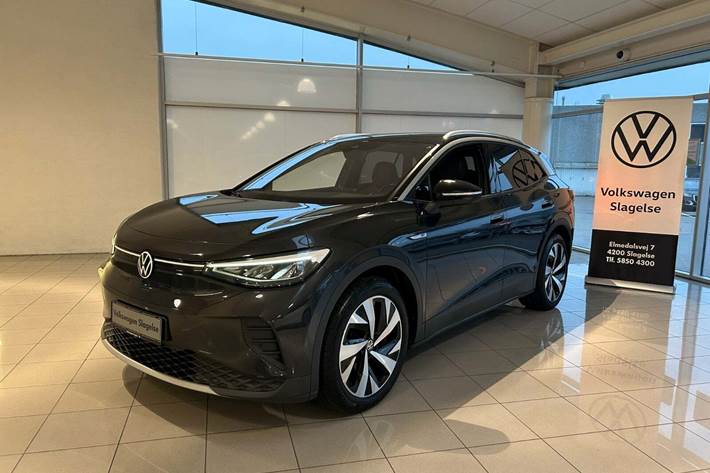 Grå VW ID.4 fra 2021 set udefra