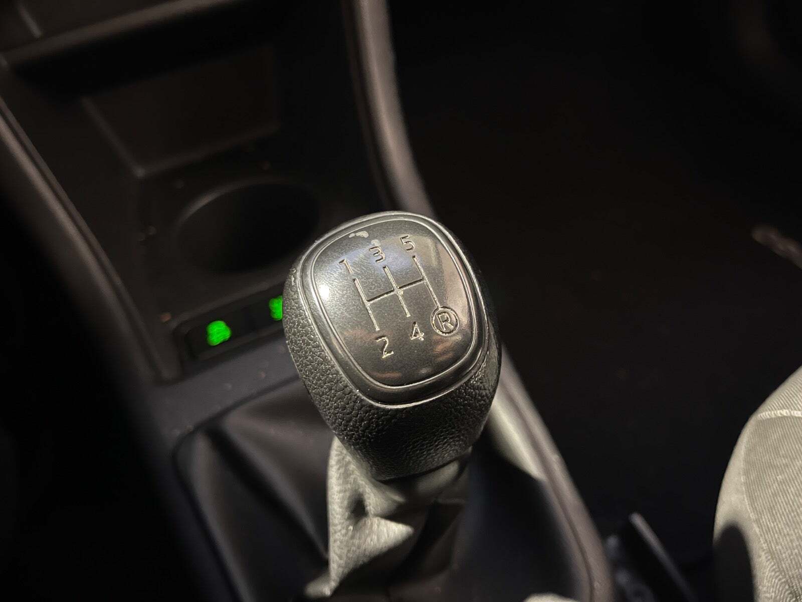 Rød Skoda Citigo fra 2016