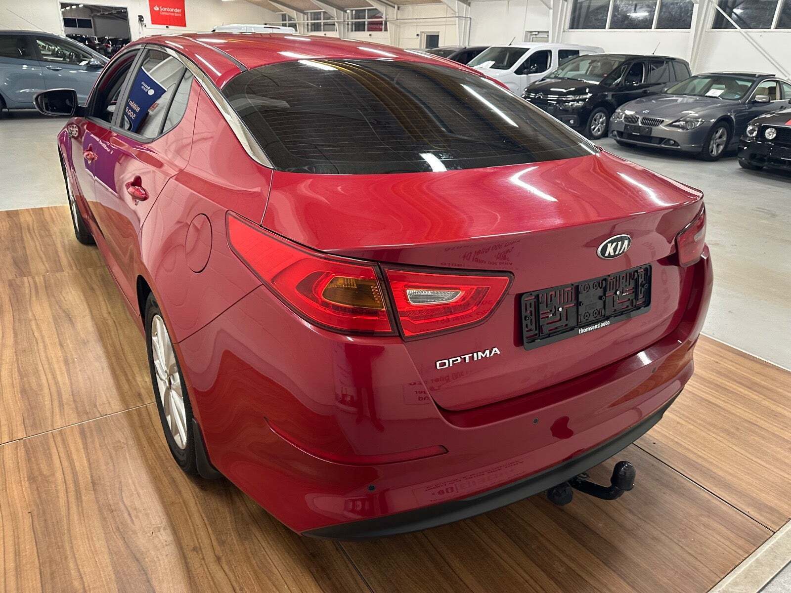 Rød Kia Optima fra 2015