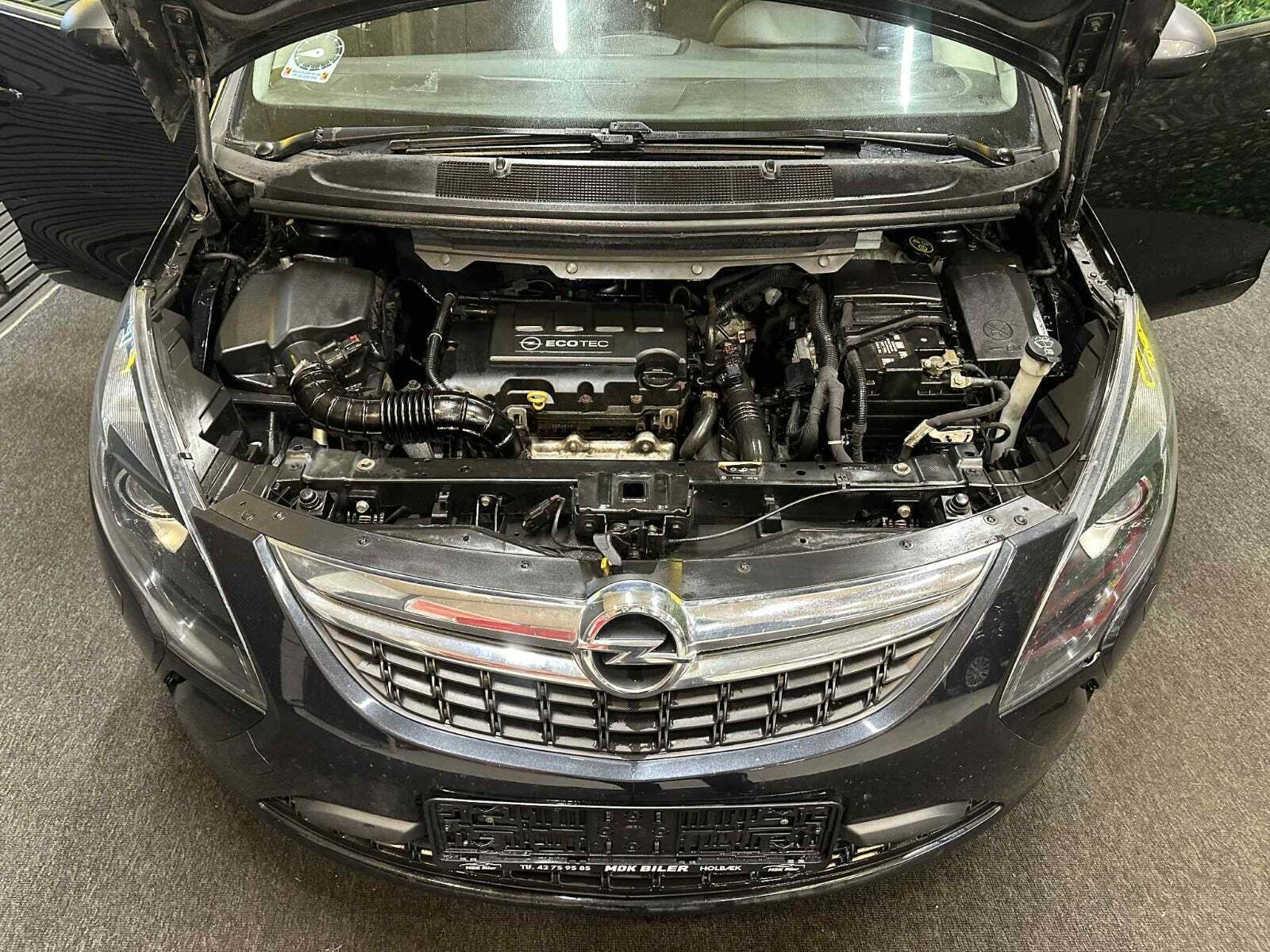 undefined Opel Zafira Tourer fra 2014