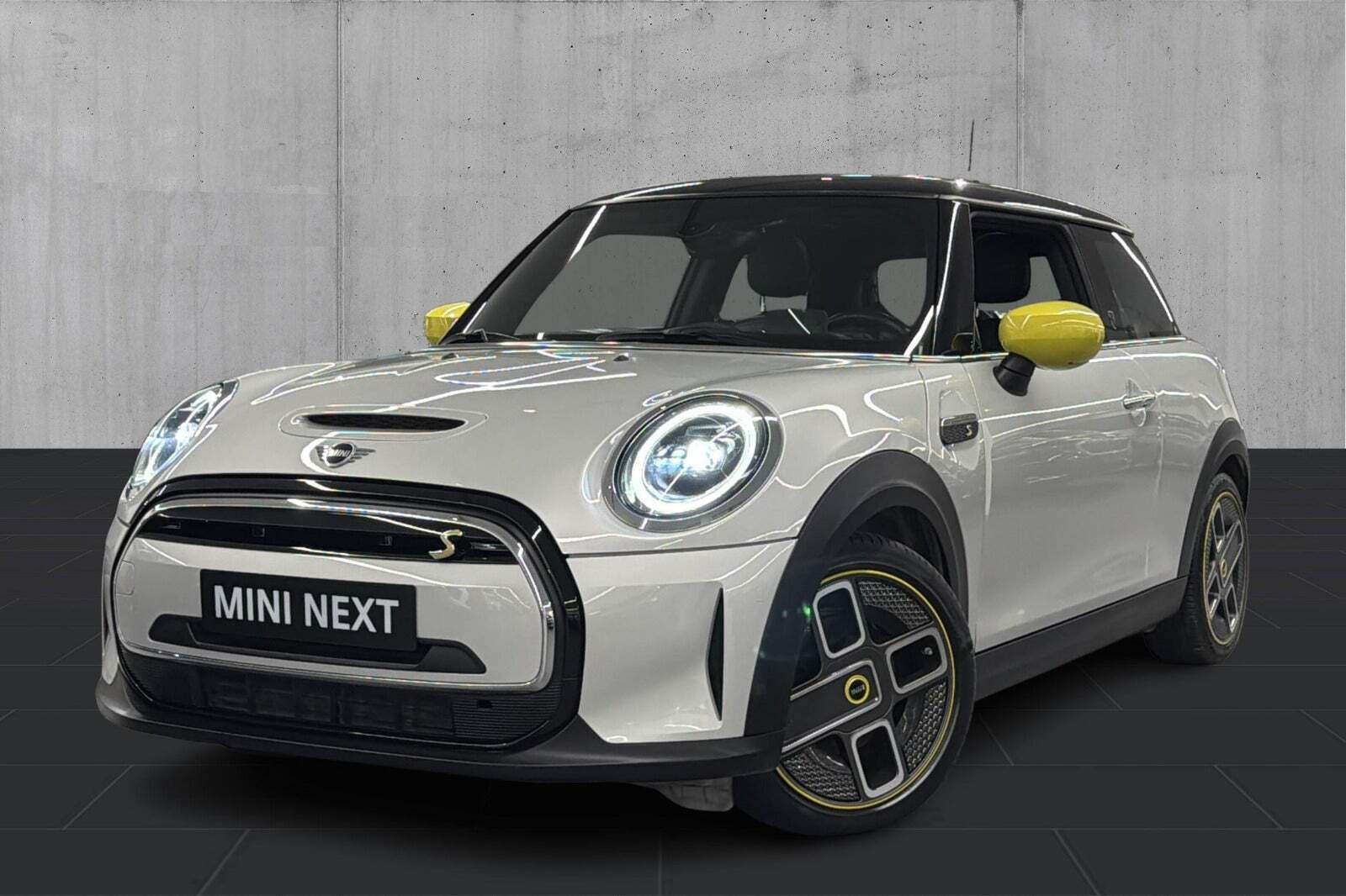 Mini Cooper SE Younique Trim