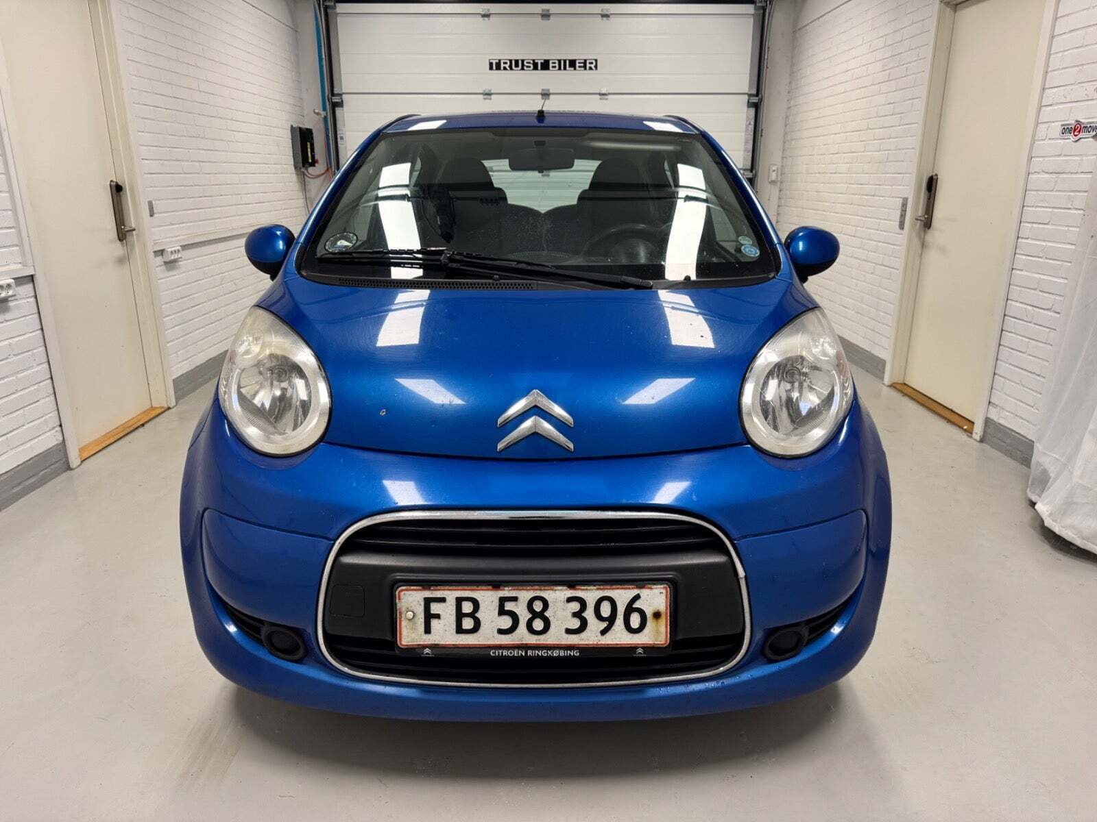 Blå Citroën C1 fra 2011