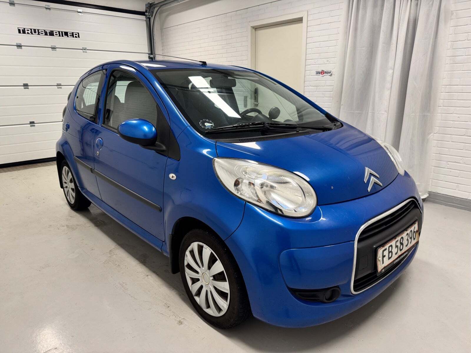 Blå Citroën C1 fra 2011