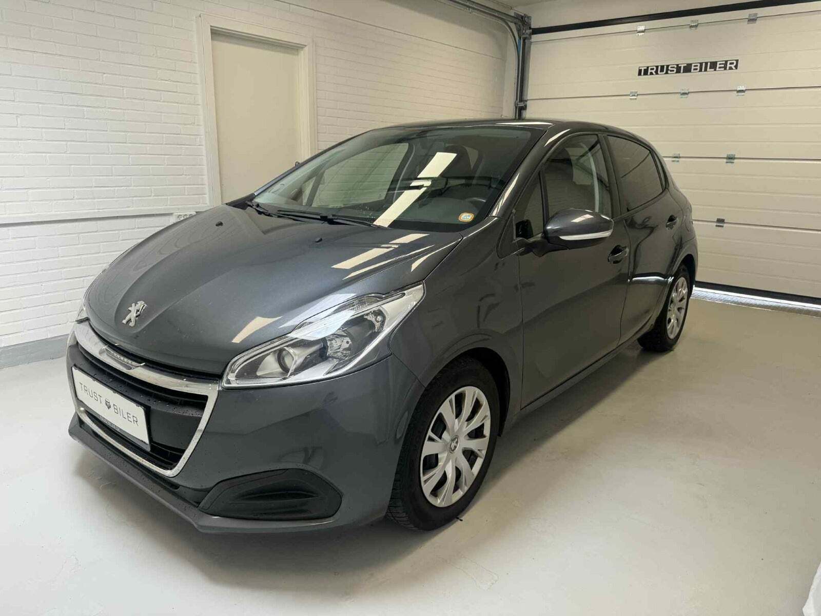 Peugeot 208 1,6 BlueHDi 100 Allure