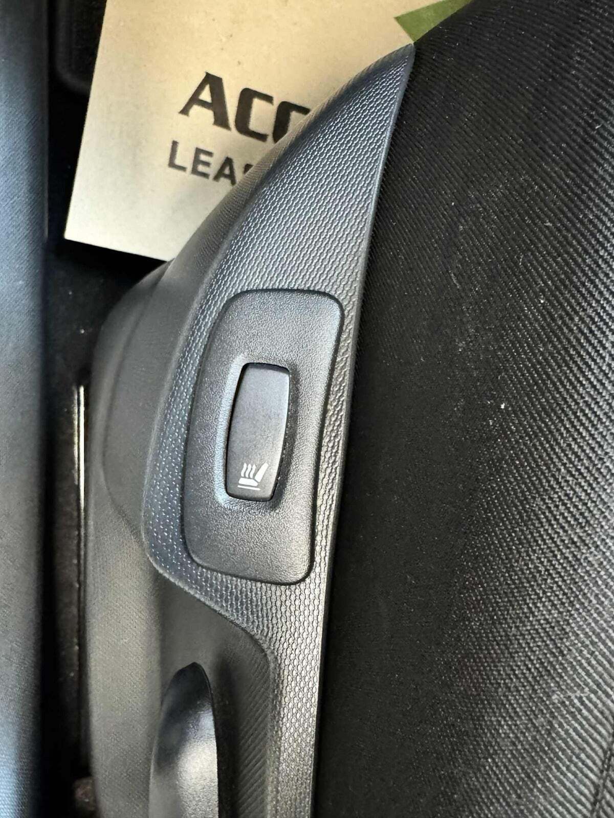 Sort Renault Captur fra 2014