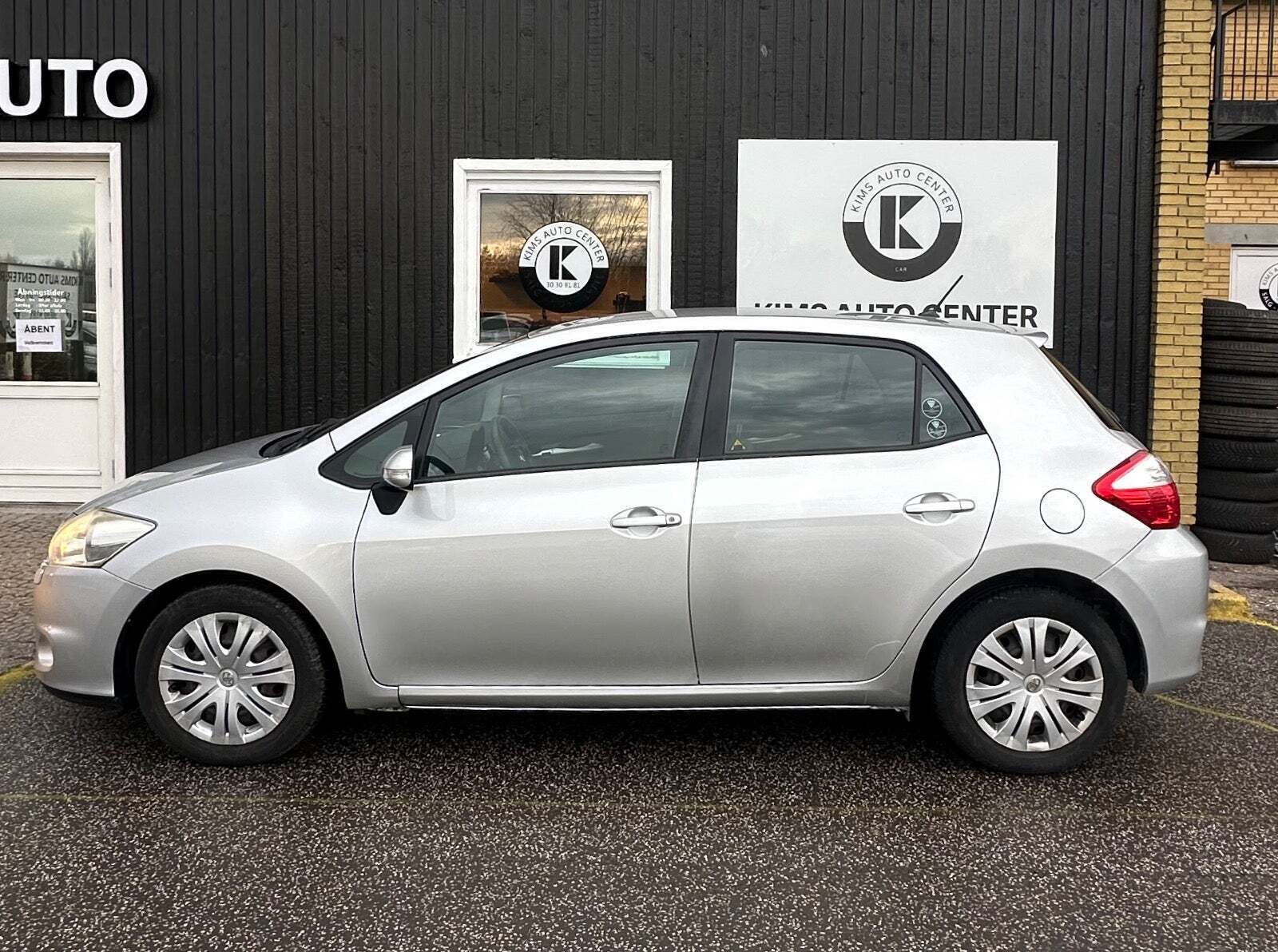 Toyota Auris 1,3 T2