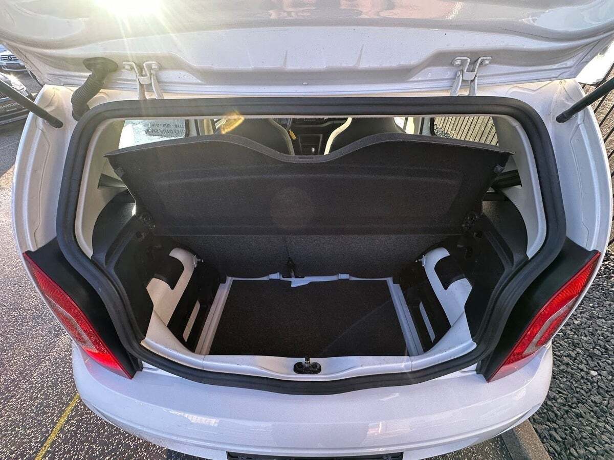 VW UP! 1,0 75 High Up! ASG