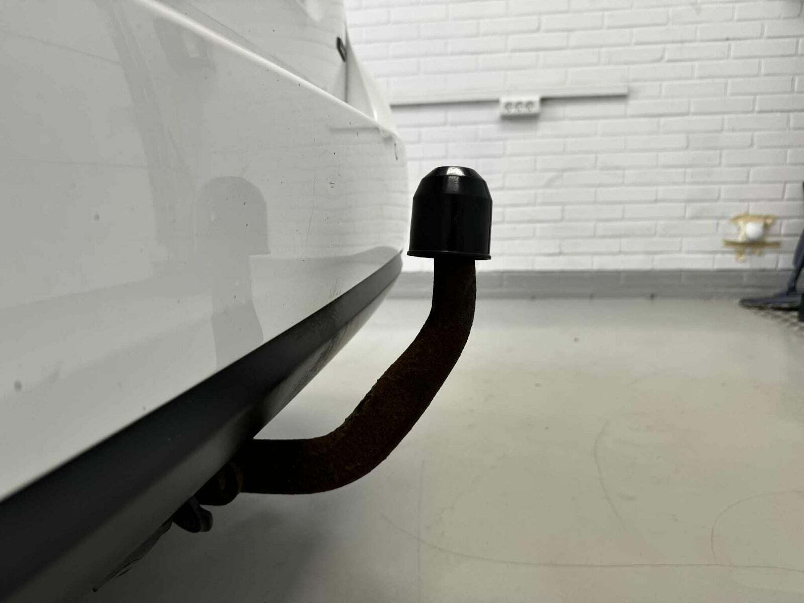 Hvid Peugeot 308 fra 2016