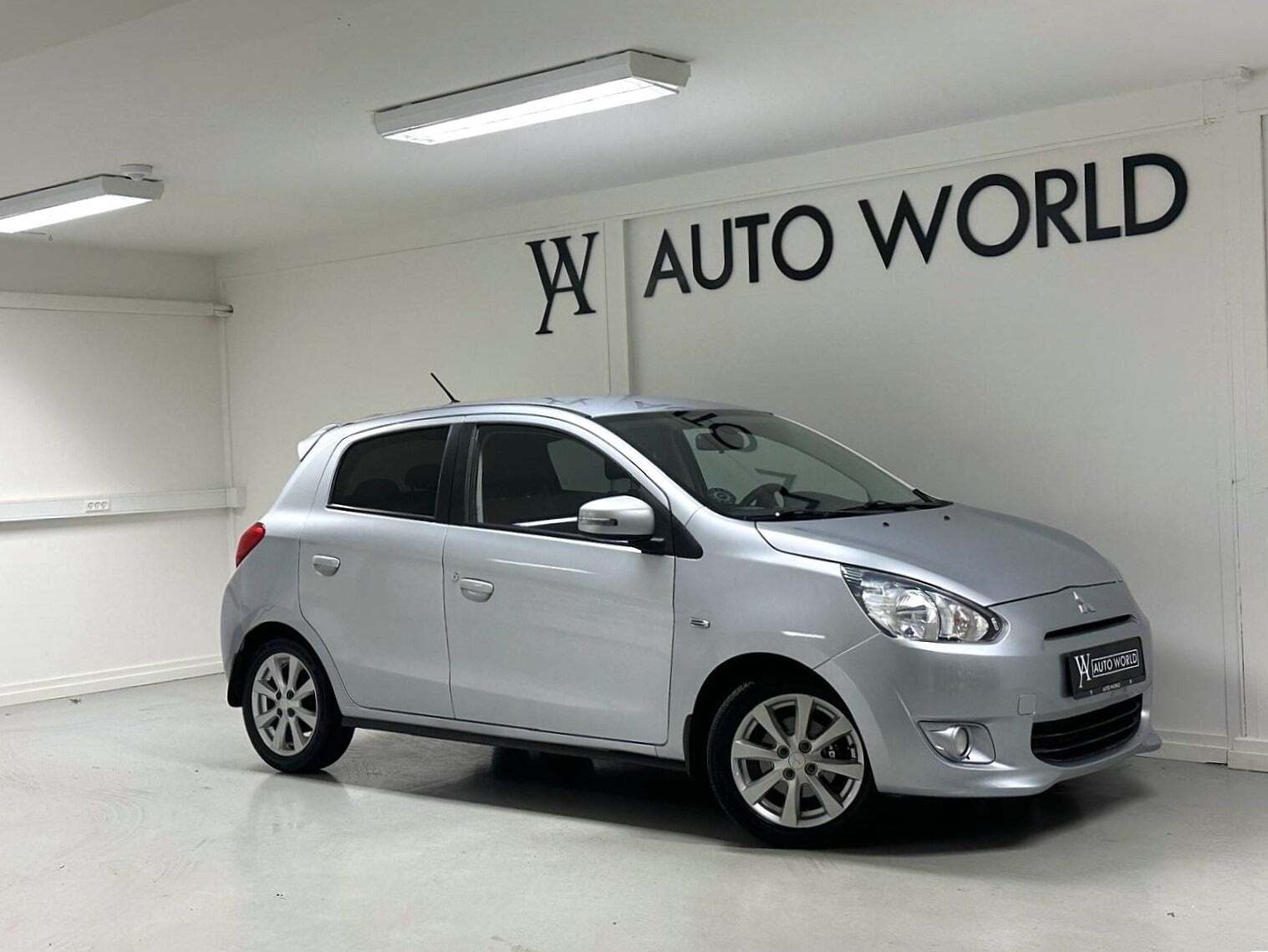 Mitsubishi Space Star 1,2 Intense CVT