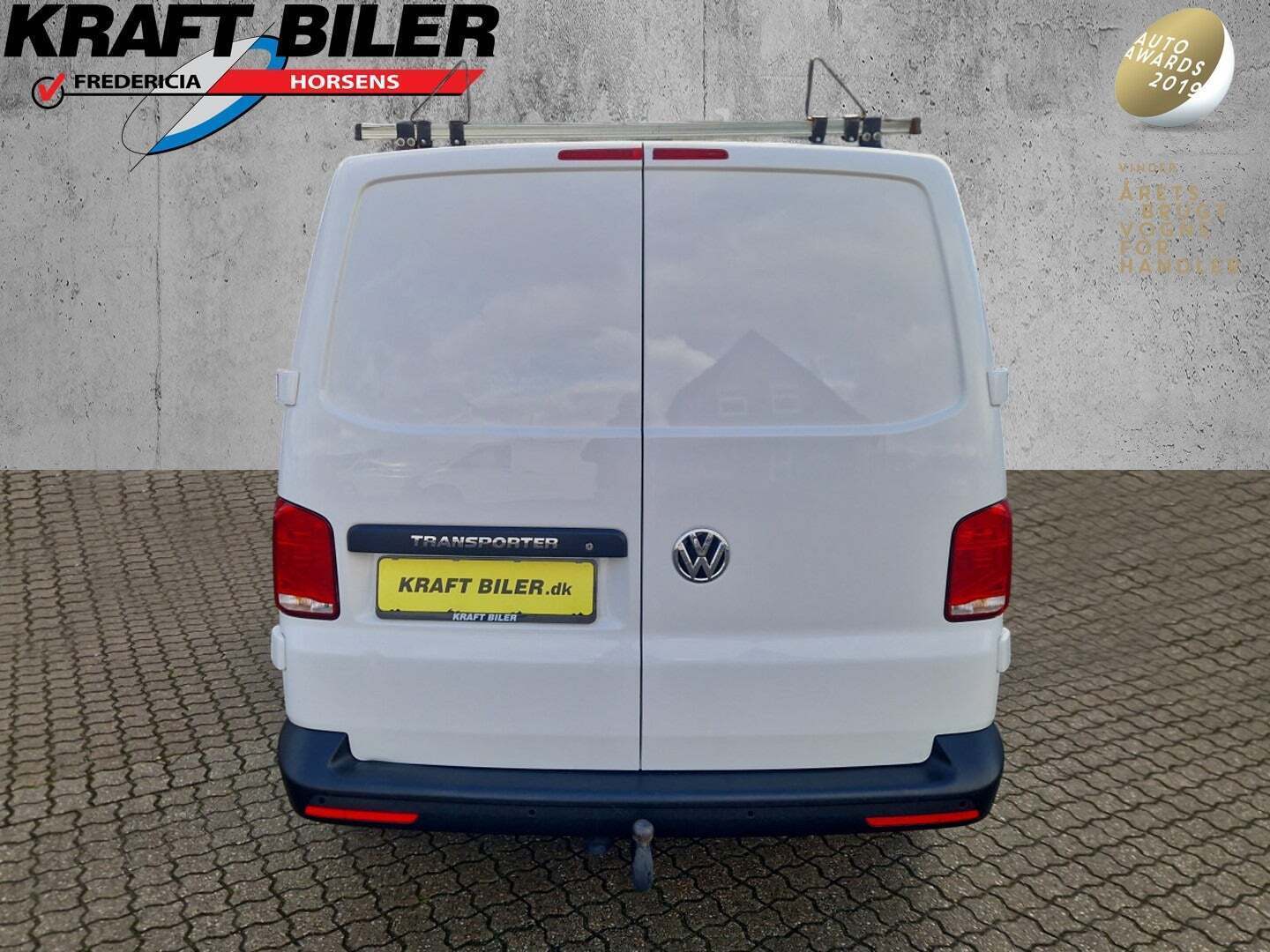 VW Transporter 2,0 TDi 110 Kassevogn kort