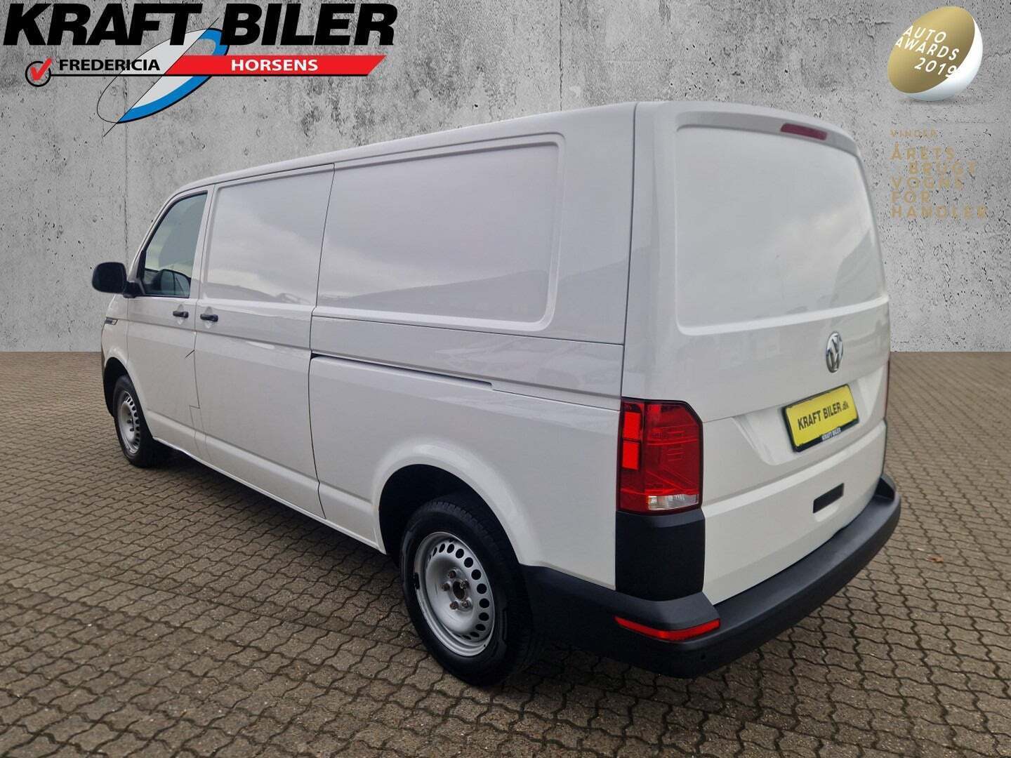 Hvid VW Transporter fra 2020