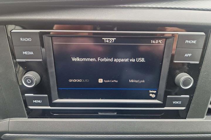 Hvid VW Transporter fra 2020
