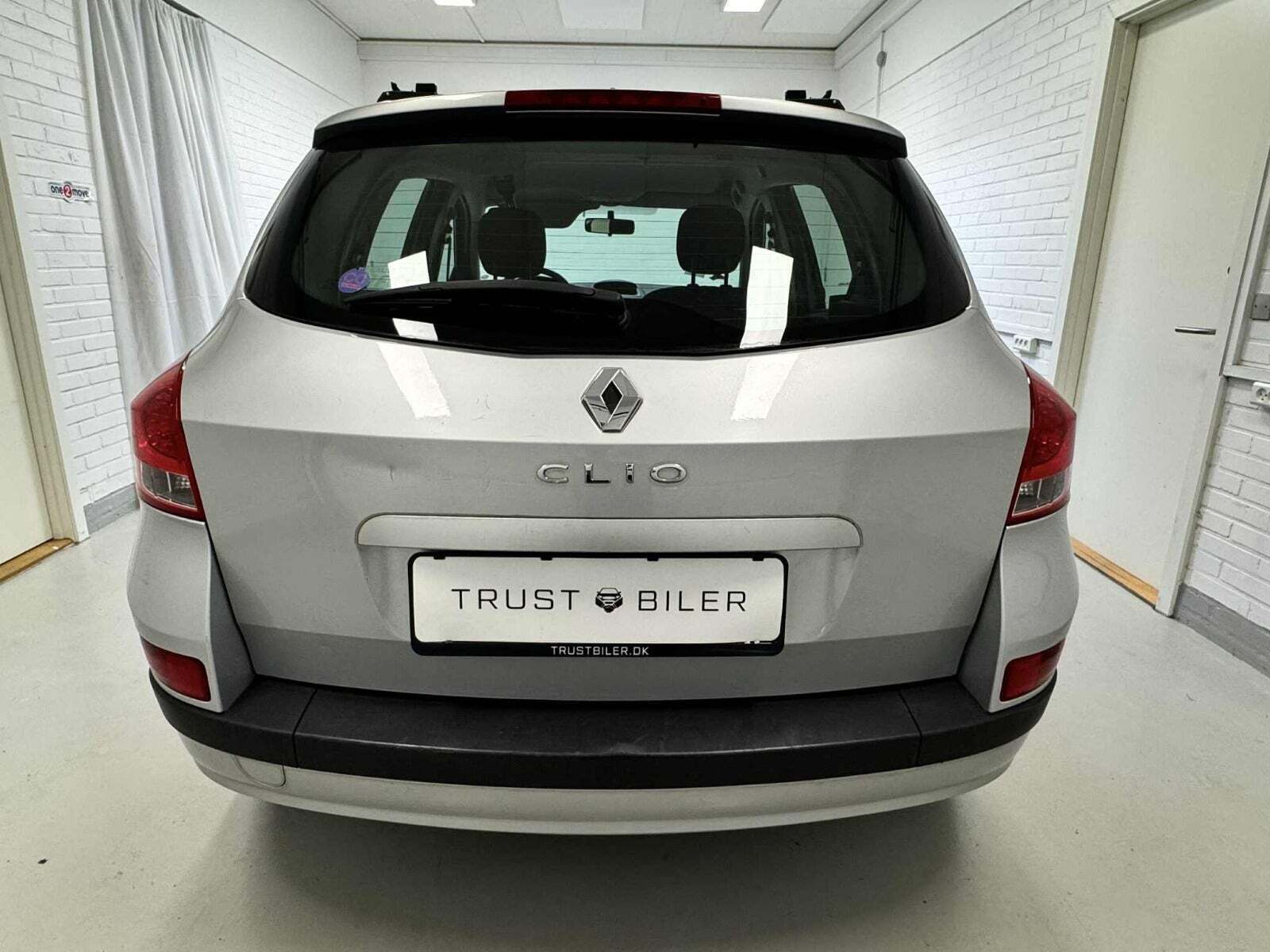 Renault Clio III 1,2 16V Authentique