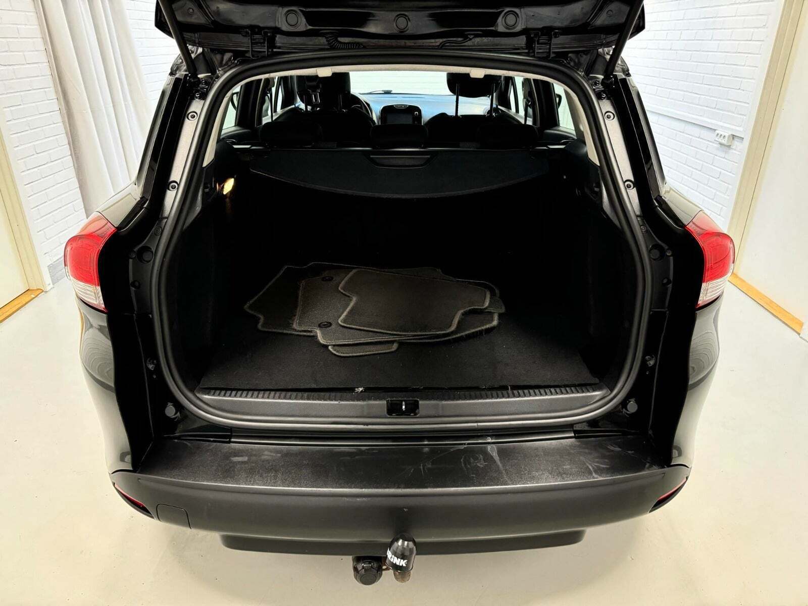 Sort Renault Clio IV fra 2016