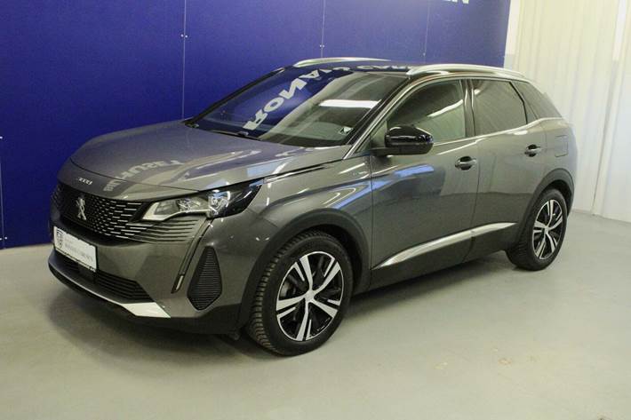 Grå Peugeot 3008 fra 2022