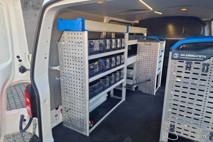 Hvid VW Transporter fra 2019