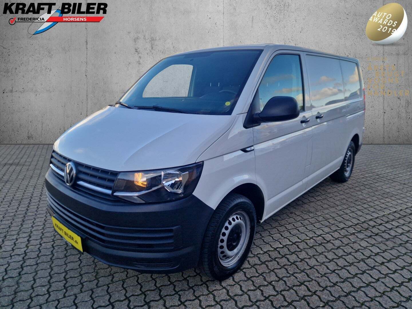 VW Transporter 2,0 TDi 114 Kassevogn kort BMT