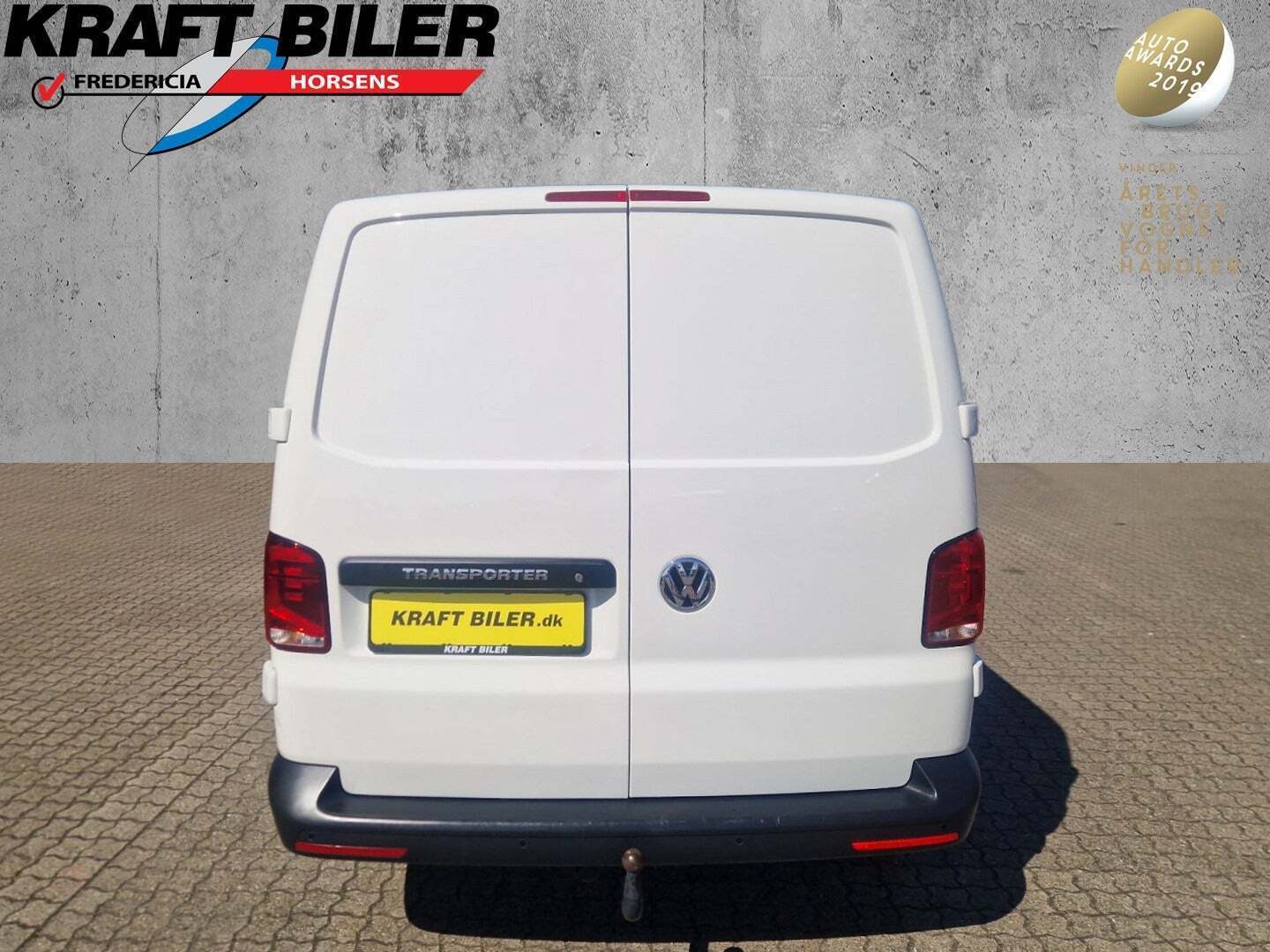 VW Transporter 2,0 TDi 150 Kassevogn kort