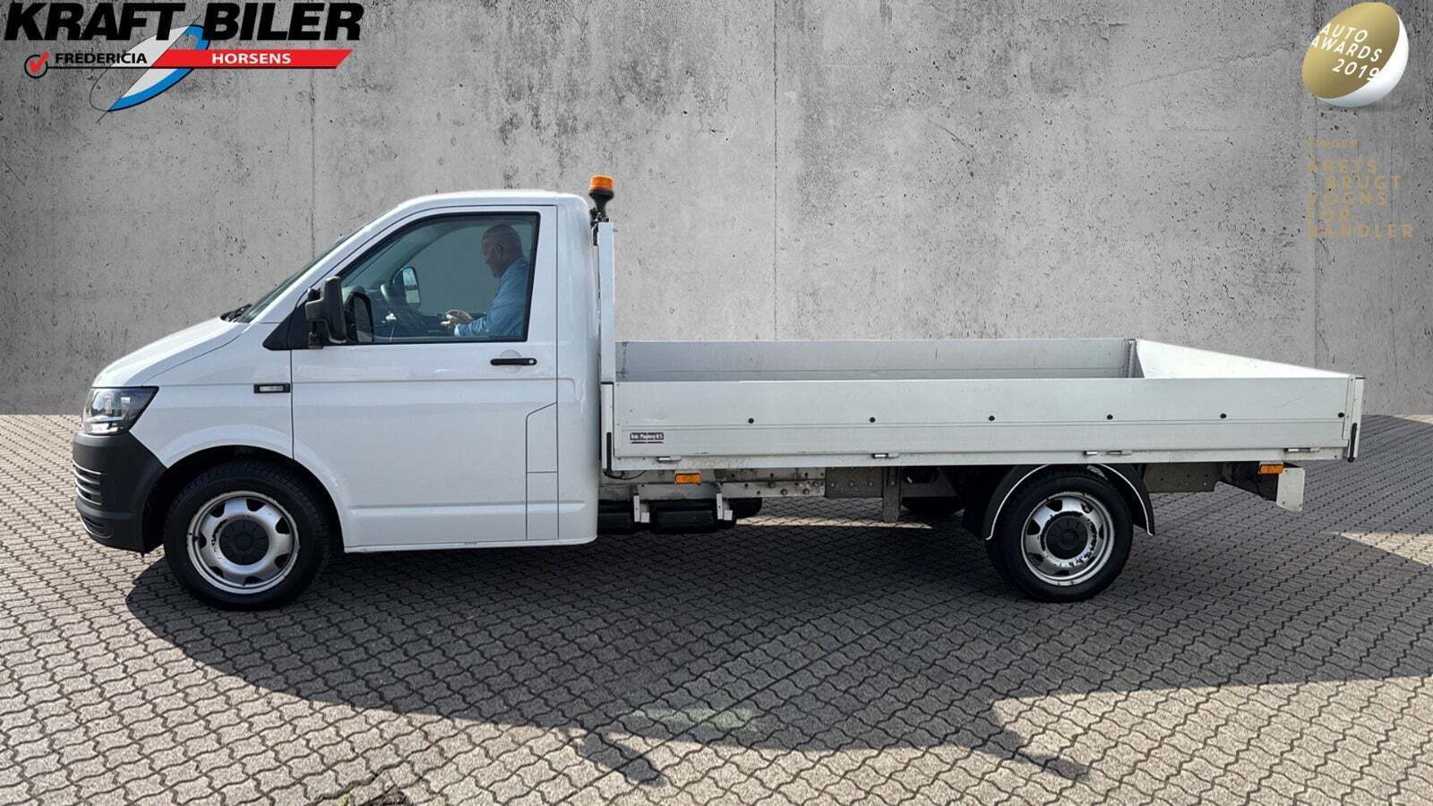 Hvid VW Transporter fra 2021