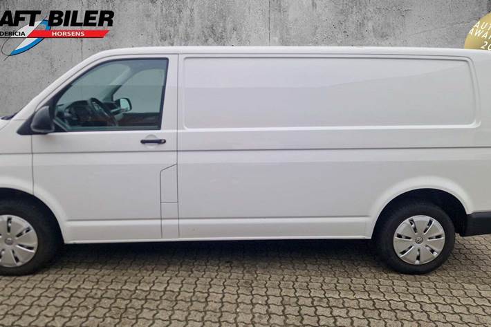 Hvid VW Transporter fra 2021