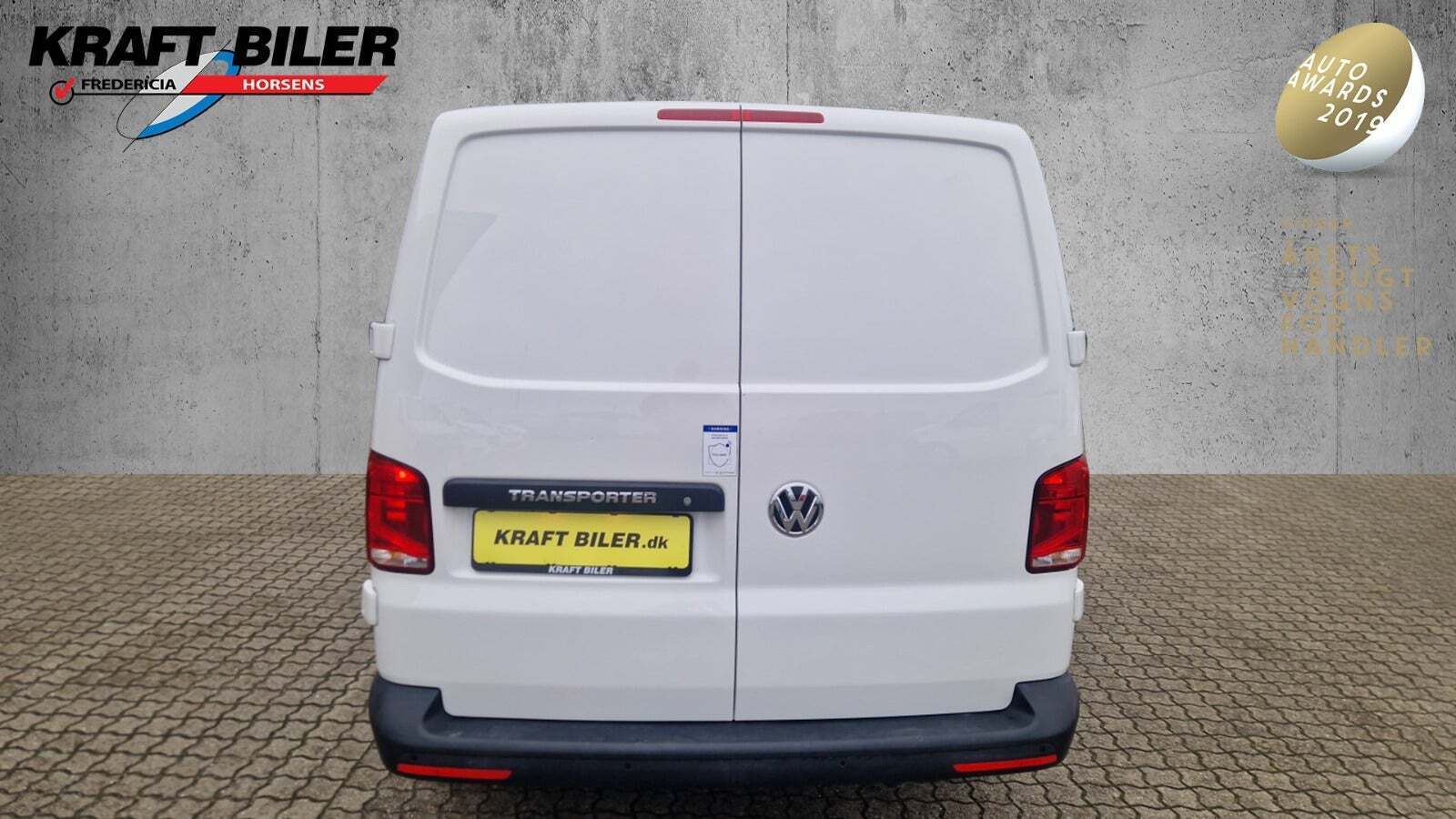 Hvid VW Transporter fra 2021
