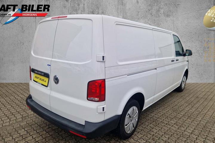 Hvid VW Transporter fra 2021