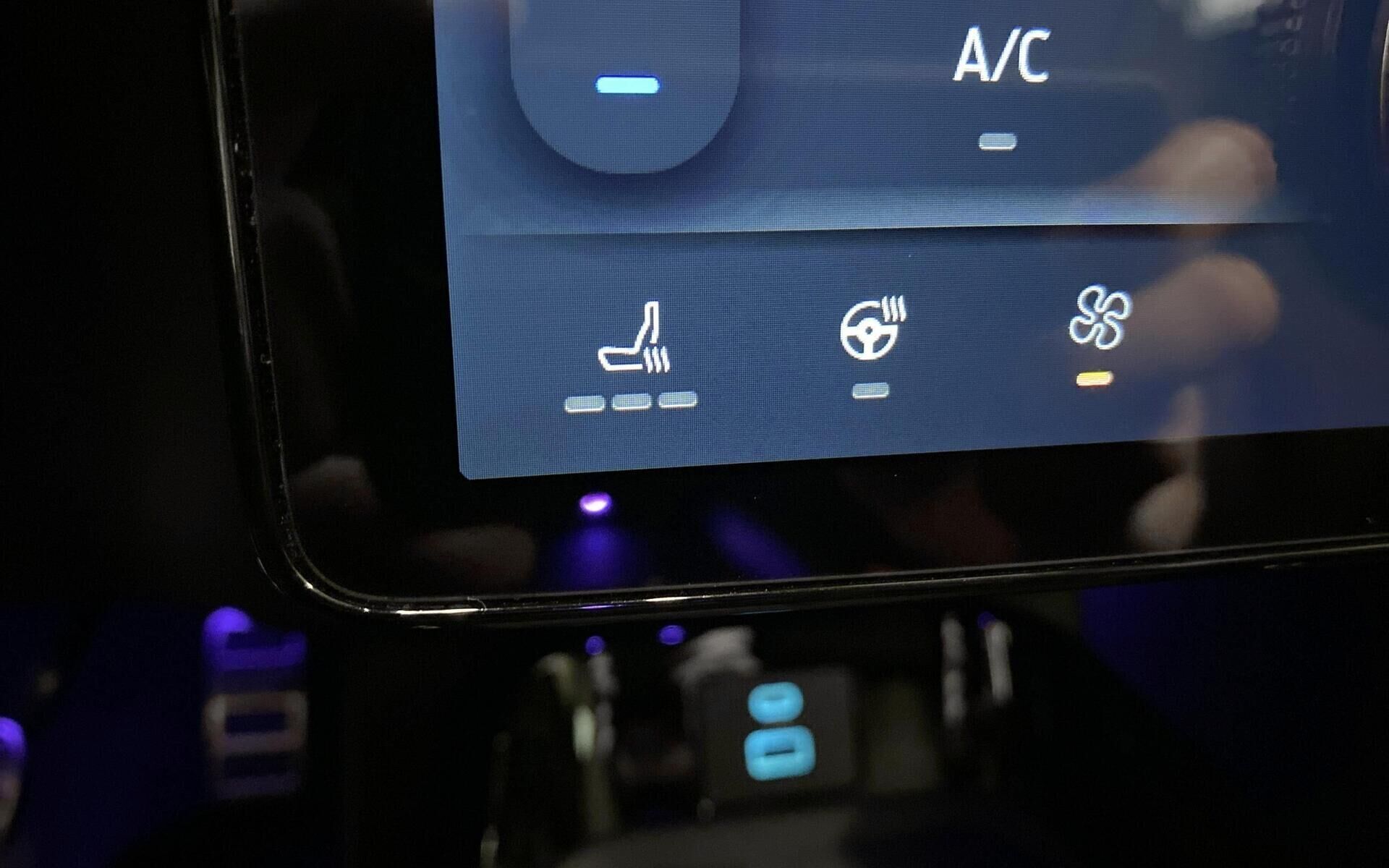 Grå Ford Mustang Mach-E fra 2023