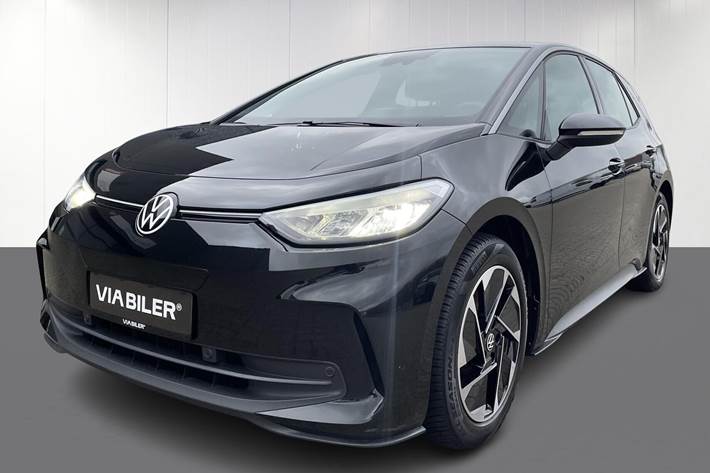 Sort VW ID.3 fra 2023 set udefra
